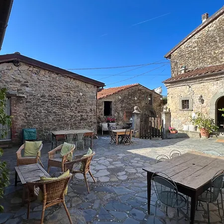Agriturismo Luna Di Quarazzana In Tuscany * Fivizzano